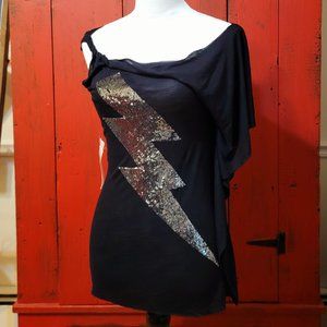 32 Flavors by ...YFB. Black w/ twist shoulder top. Small